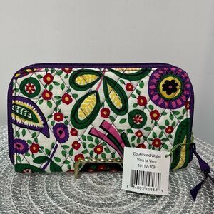 Vera Bradley Zip Around Wallet Viva la Vera NWT